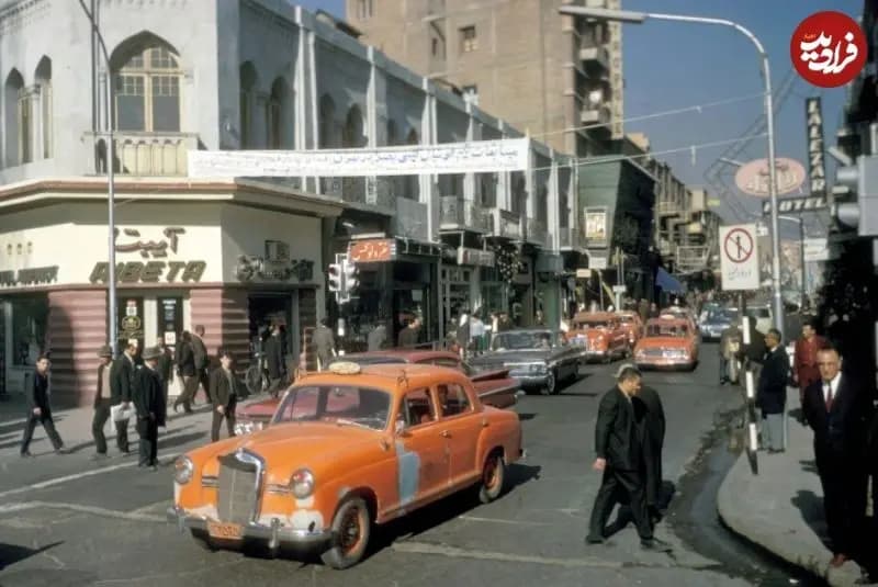 قاب جالب از یک اسباب‌کشی در دهه 30