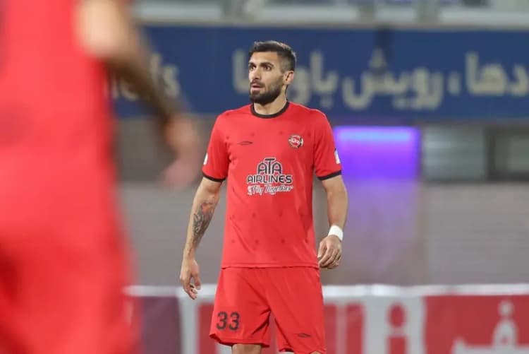 زمان پاسخ سید حسین حسینی به پیشنهاد سپاهان