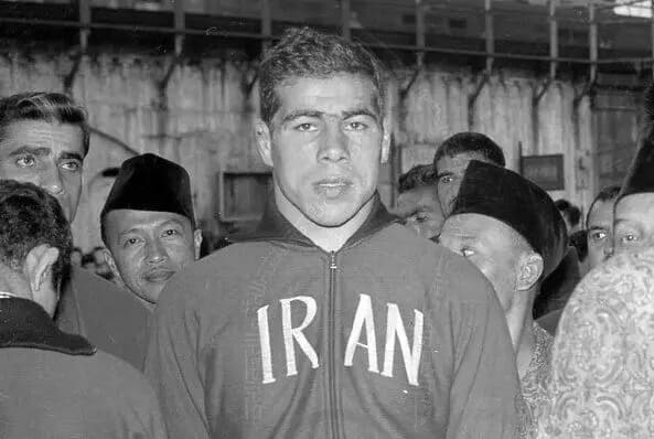 یک انتقال جنجالی در انتظار وحید امیری