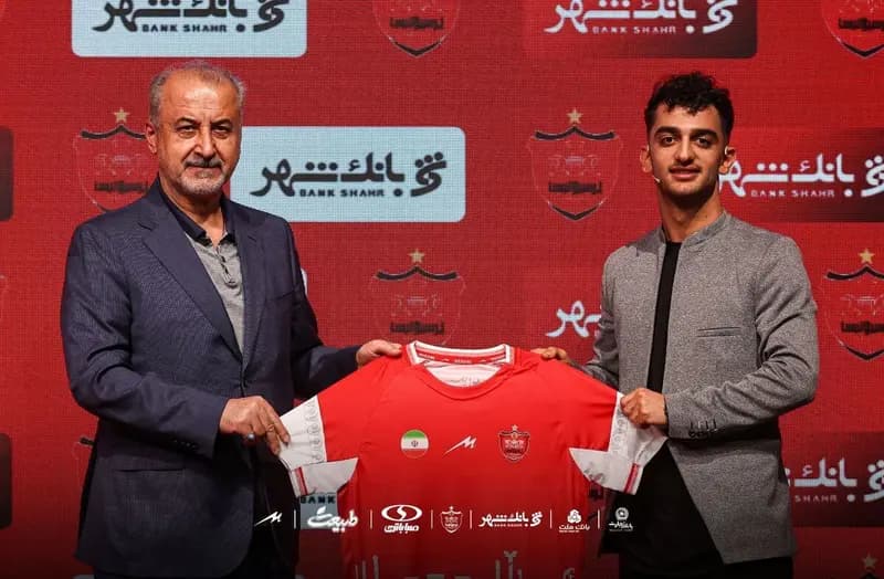 رد پای یک مقام سیاسی در نقل و انتقالات پرسپولیس!