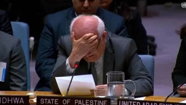 کلاگ:به روس‌ها می‌گویم اوضاع را بدتر نکن و صبر رئیس‌جمهور ترامپ را آزمایش نکنید/پیش‌نویس تحریم‌های قوی علیه روسیه آماده است