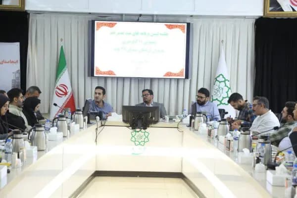 رالی گردشگری بازنشستگان تهران از کاخ نیاوران کلید خورد