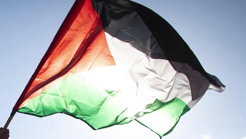 پرچم فلسطین در مسابقات دوچرخه سواری در ایتالیا به اهتزاز درآمد+فیلم