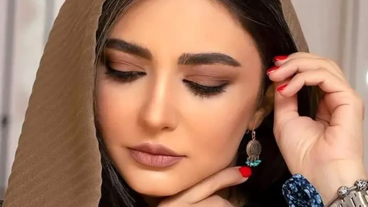 فیلم آواز شاد باش /  آذربایجانین گزل قیزی چه رقص آذری دور تندی رفت فقط ذوق و دستای مادر بزرگ