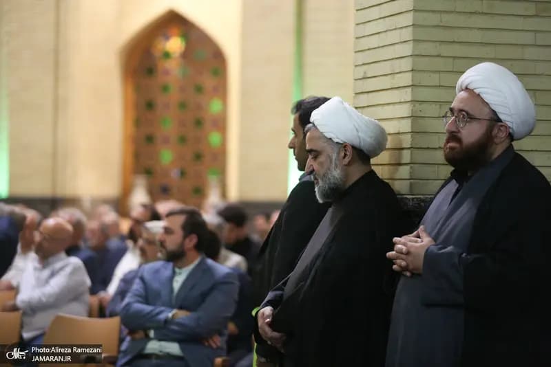 تصاویر حضور ظریف و عراقچی در یک مراسم/ دختر امام هم بود/ معاون روحانی همنشین وزیر خارجه شد