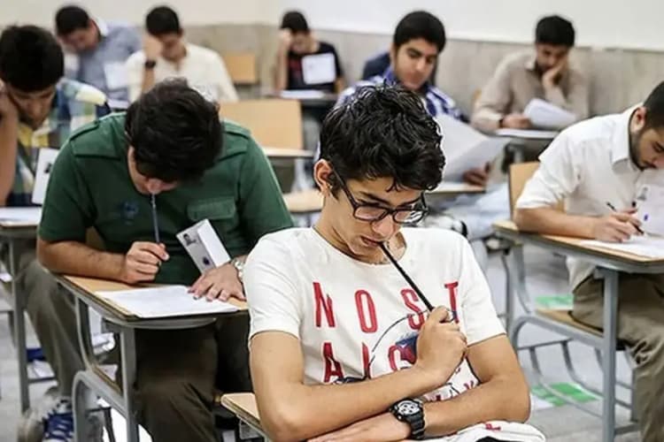 آتش‌سوزی ارتفاعات صدرا مهار شد