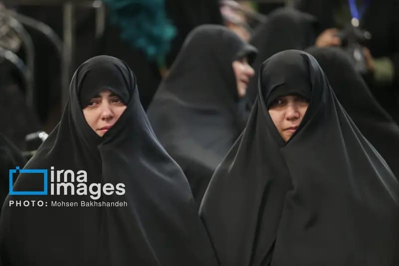 عکس: جمیله علم‌الهدی در سالگرد شهید رئیسی