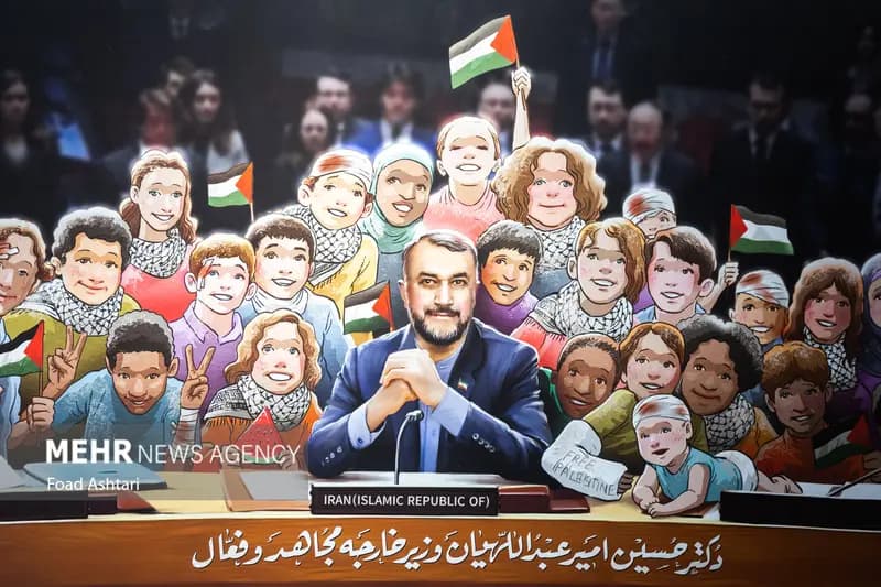نمایشگاه پوسترهایی از شهیدان خدمت آنلاین شد