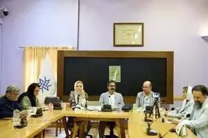 محدوده‌ی حرکت ذهن بیننده را طراح تعیین می‌کند