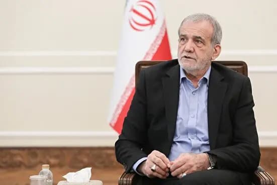 پزشکیان: تغییر یک جامعه از درون انسان‌ها آغاز می‌شود