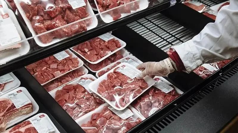 ارز ترجیحی گوشت قرمز حذف نشد