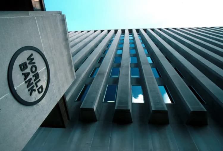 افت تقاضا و خروج پول از بورس؛ کدام بخش‌ها در خطر بیشتری هستند؟