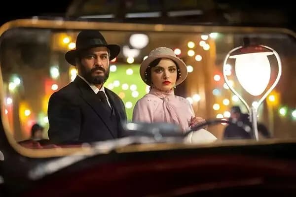 ببینید / سوپرایز احساسی جناب خان برای آقای بازیگر 