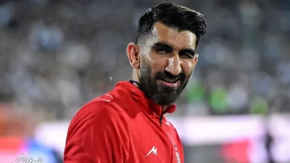 عذرخواهی بیرانوند بعد از جنجال دکتری در آنتن زنده؛ هنوز دکتر نیستم!