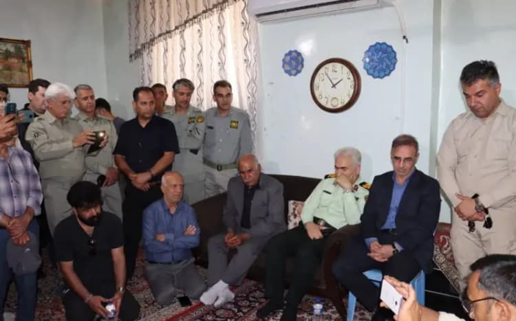 آتش سوزی سنگین در بازار بزرگ شاهین‌شهر