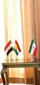 عکس و مکث/ دیدار بارزانی و عراقچی؛ پرچم کردستان عراق و عراق هر دو روی میز