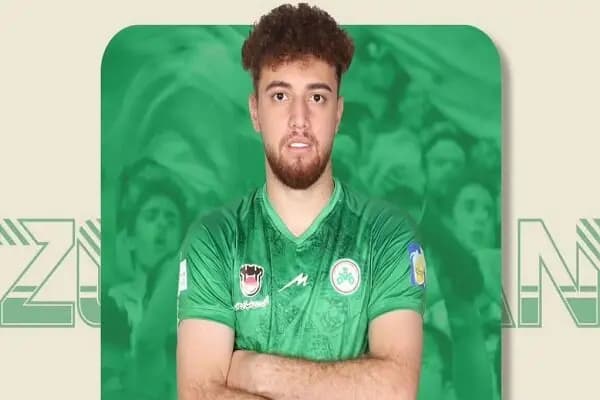 یک بازیکن دیگر قراردادش را با ذوب آهن تمدید کرد