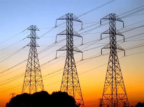 عراق: تا زمان تکمیل پروژه‌های تولید، همچنان به واردات گاز از ایران نیاز خواهیم داشت