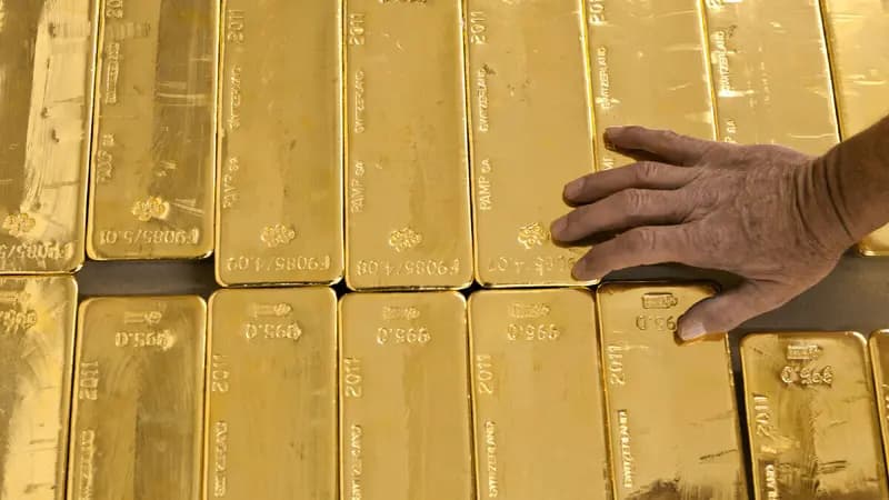 اعلام زمان جدید برگزاری حراج شمش طلا/ در حراج عمده و خرد متقاضیان چند شمش می‌توانند خریداری کنند؟