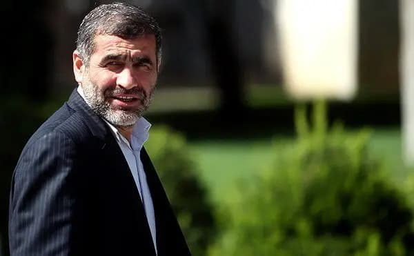 قبلا نماینده ای به یک سرباز سیلی زد؛ حالا یک "نماینده زاده" افسر پلیس را زیر می گیرد