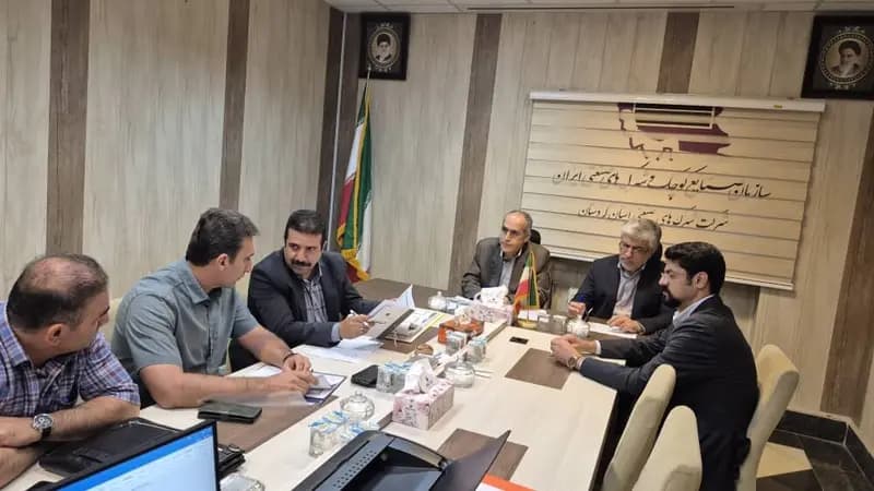 سومین جلسه کارگروه تعیین تکلیف اراضی راکد در شرکت شهرک‌های صنعتی استان کردستان برگزار شد