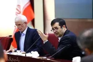 واکنش تاجرنیا به مشکل مجوز حرفه‌ای استقلال