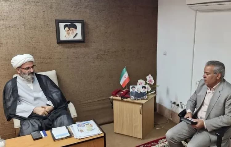 مسئولان زمینه رونق مشاغل خانگی را فراهم کنند