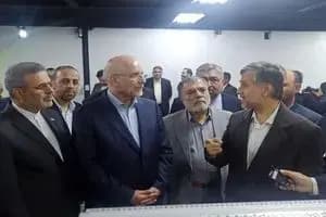 یک اتفاق عجیب در روز انتخابات هیات رئیسه مجلس؛ پخش گسترده تراکت‌های تبلیغاتی! 