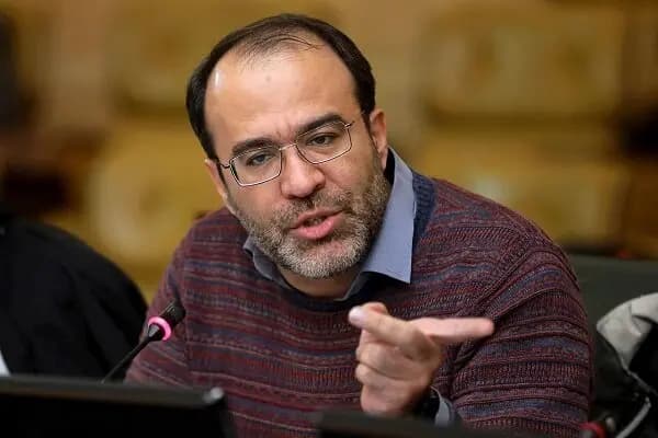 نماینده مجلس: بانک‌های ما بانک‌هایی دو زیست هستند
