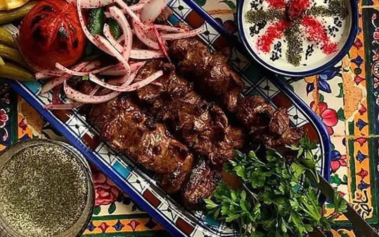 صمیمیت زناشویی: جرقه‌ای که رابطه‌تان را دگرگون می‌کند