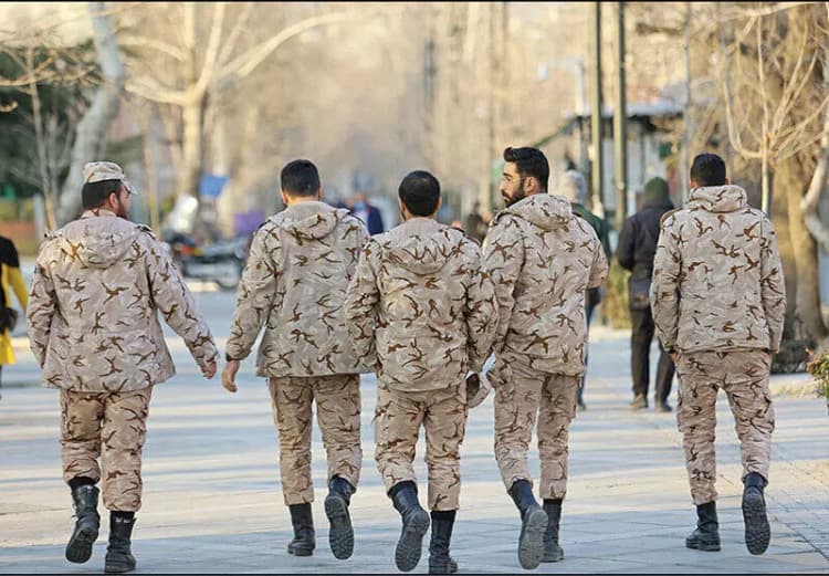 عکسی بی‌نظیر از همای سعادت که پربازدید شد