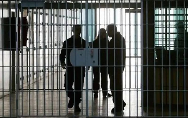 ۱۸۰۰زندانی آذربایجان غربی با کمک خیرین آزادو به آغوش خانواده بازگشتند