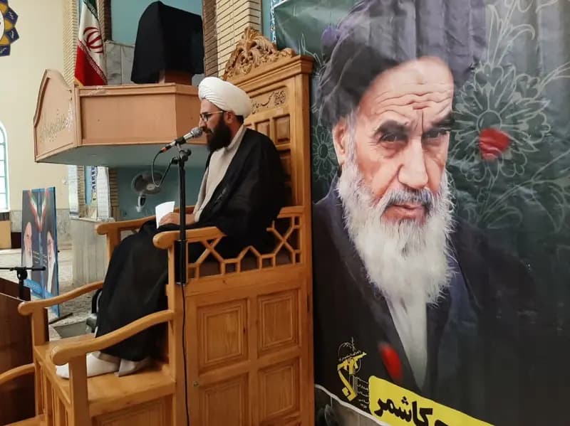 حرکت امام راحل جهان اسلام را بیدار کرد