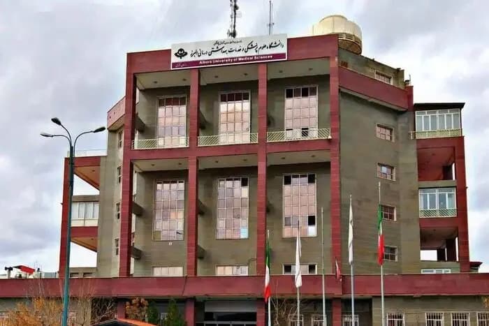 البرز دارای جایگاه نخست کشور در بخش مشارکت خیرین سلامت است