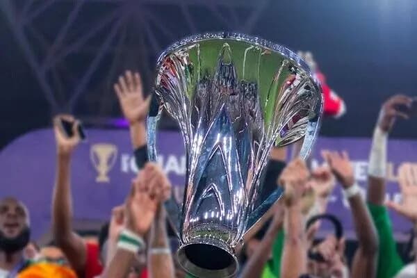 رضاوند: قرارداد حسینی الان خیلی کم است و با این بایدها نمی‌شود قرارداد بست(ویدیو)