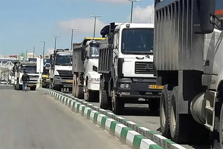 نقش اقتصادی کامیون‌داران
