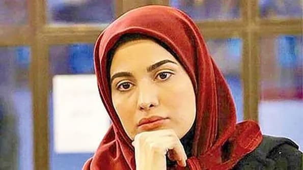 فیلم کنایه المیرا شریفی مقدم درباره قانون ممنوعیت سگ گردانی /  حالا تکلیف حیوان‌های خانگی چیست؟