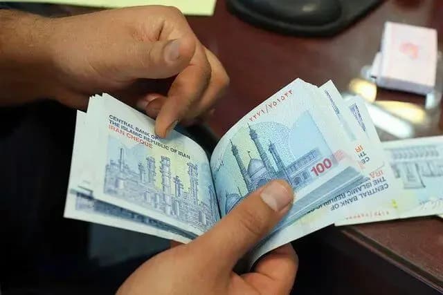 قیمت طلا، سکه و دلار امروز دوشنبه ۱۲ خرداد 1404/ افزایش قیمت‌ طلا و سکه+ جدول