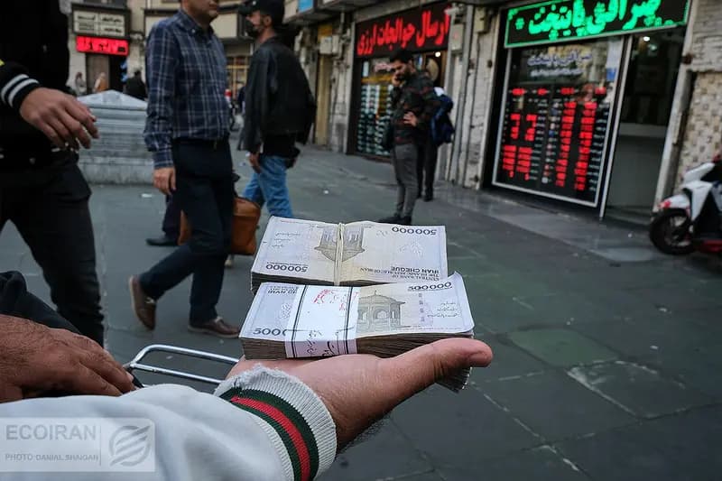 رابطه قیمت نفت با بازار ارز و سرمایه 