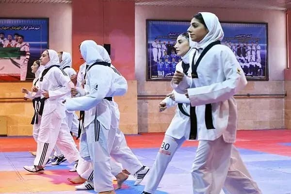 دو دختر تکواندوکار ایرانی ناپدید شدند
