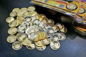 قیمت دلار و یورو در مرکز مبادله ایران؛ یکشنبه ۴ خرداد

