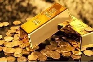 قیمت عصرگاهی طلا، سکه و دلار/ کاهش قیمت‌‌‌‌ طلا و سکه + جدول 