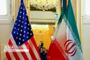 پشت تصویر مرد قدرتمند شی، پدری متوقع و وفادار به حزب قرار دارد