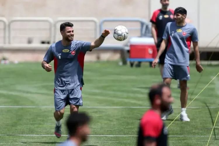 شوخی مهران غفوریان با قد حامد حدادی