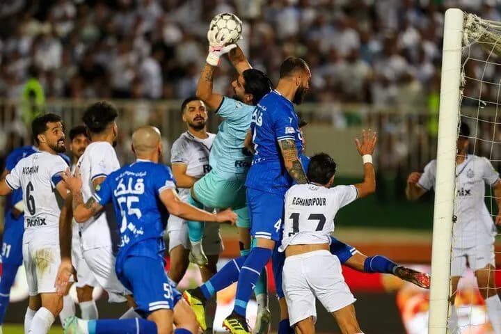 ستاره والیبال ایران: همیشه که نباید پرسپولیس قهرمان شود