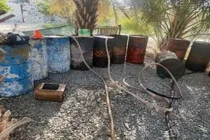 ۵۵ نفر از اتباع بیگانه غیر مجاز فعال در حوزه قاچاق سوخت در بندر کرگان شهرستان میناب دستگیر شدند