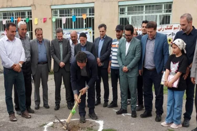 11 مجروح حاصل تصادف کامیون حمل زباله با هفت خودرو