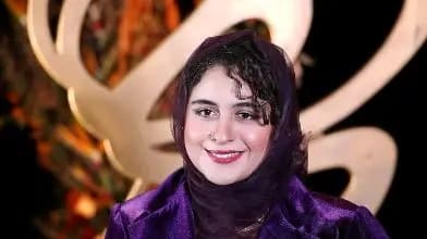 فیلم اولین کنسرت ابراهیم علیزاده با شاهکار آذری سنی دییلر منی دییلر ! / قدرت صدا در اجرای زنده اش محشر است ! + تغییر چهره اش را ببنید خوش تیپ و خوش لباس