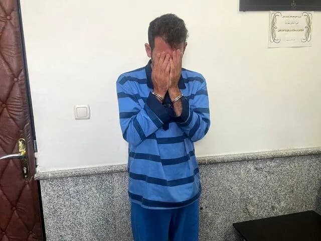 فارس: بررسی‌ها نشان می‌دهد طلا‌های الهه حسن نژاد به سرقت نرفته و این موضوع، فرضیه سرقت را با تردید مواجه ساخته / قاتل هم که پیش‌تر انگیزه خود از این جنایت را سرقت عنوان کرده بود، در اظهارات جدید خود از این ادعا عدول کرده است