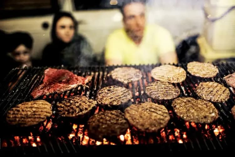هواشناسی امروز ۸ خرداد ۱۴۰۴/ بارش باران و طوفان راه است +اسامی